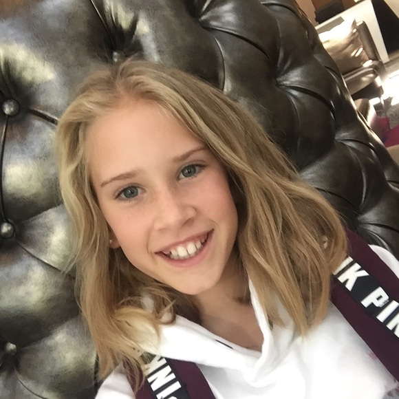 Profile Picture of Kennedy Bishop (@kennedybishop1) on Poshmark