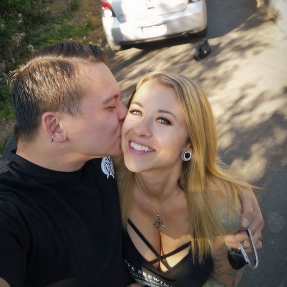 Profile Picture of Crystal Witherspoon (@crystalwalts) on Poshmark