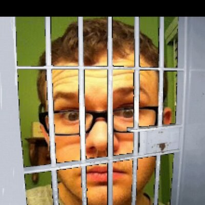 Profile Picture of Jordan Halliday (@CagedWizdom) on Twitter