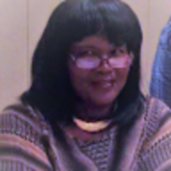 Profile Picture of Carldine Estelle (@deanie5857) on Poshmark