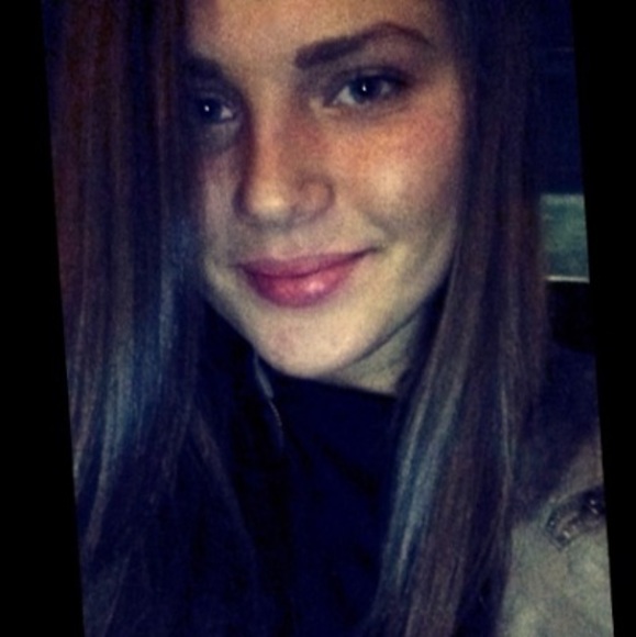 Profile Picture of Viktoriya Nikitenko (@vnikitenko) on Poshmark