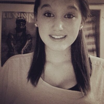 Profile Picture of Brianna Nowak (@BriannaNowak98) on Twitter