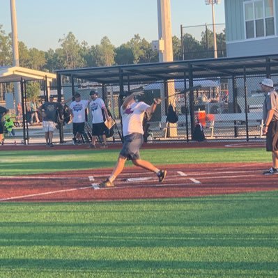 Profile Picture of Dustin Hinson (@dustinhinson12) on Twitter