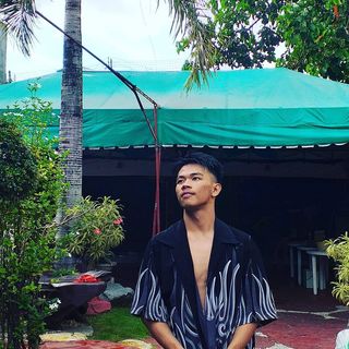 Profile Picture of Aron Adrian Balsomo (Sumiya) (@aron.balsomo.1) on Facebook