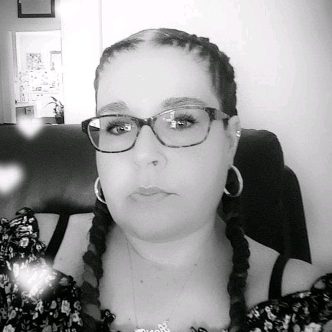 Profile Picture of April Leary (@april_leary_69) on Tiktok
