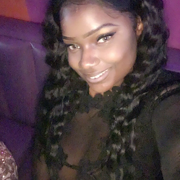 Profile Picture of Maurica Johnson (@mauricajohnson) on Poshmark