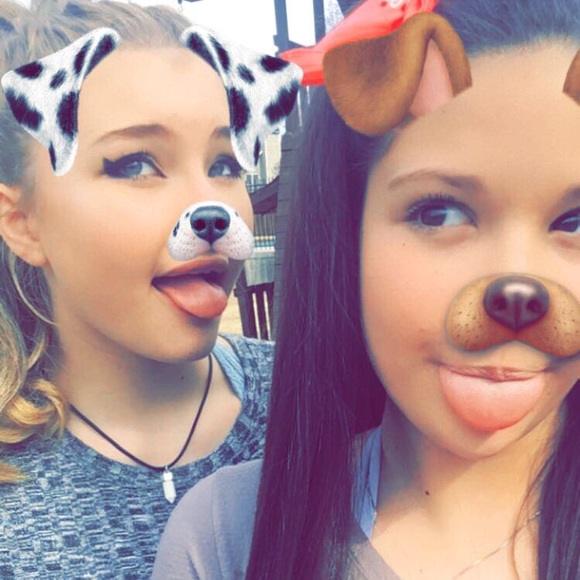 Profile Picture of Rhean Richardson (@rhean08) on Poshmark