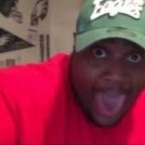 Profile Picture of Samir Sadeghi (@imnotsamir) on Poshmark