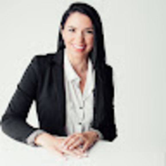 Angelina Protopsaltis - Poshmark Profile Picture of Angelina Protopsaltis (@homesbyang) on Poshmark