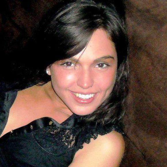 Profile Picture of Danielle Loccisano (@dloch) on Poshmark