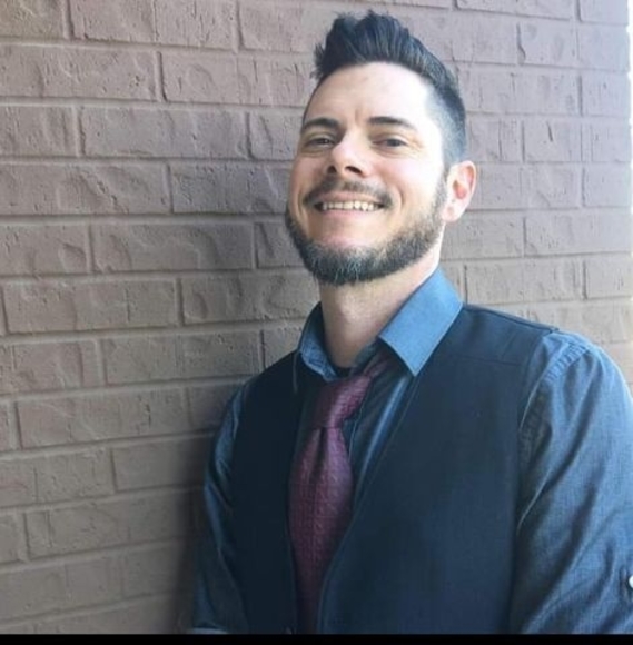 Profile Picture of Sam Walters (@sammyshears) on Poshmark