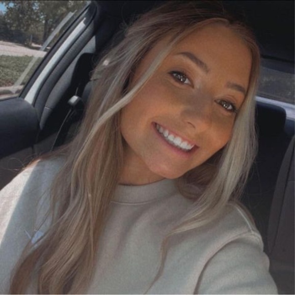 Jamie Jolly - Poshmark Profile Picture of Jamie Jolly (@jamiejollyy) on Poshmark