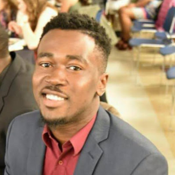 Profile Picture of Christian Edandison (@cedandison) on Poshmark