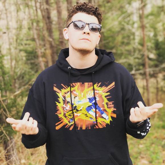 Profile Picture of Alan Mcleese (@alanmcleese12) on Poshmark