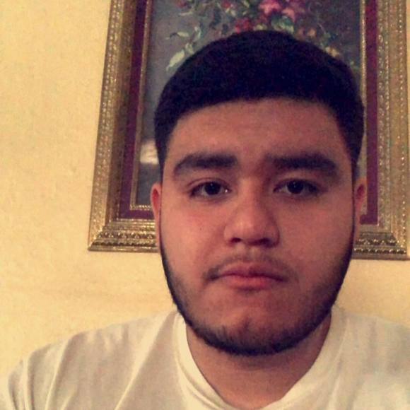 Profile Picture of David Fajardo (@dave1738) on Poshmark