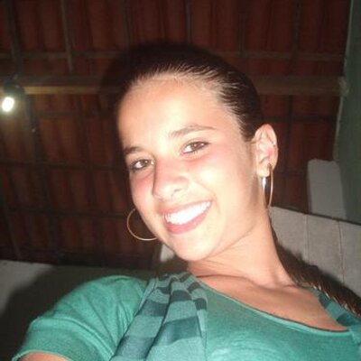 Profile Picture of Laura Barbosa (@laurabarbosa30) on Twitter