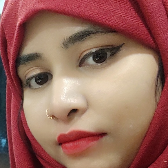 Profile Picture of Sualeha Siddiqui (@sualehasony14) on Poshmark