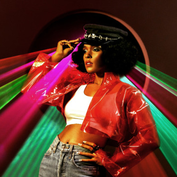 Profile Picture of Lucy Not Hale (@backtolucy) on Twitter