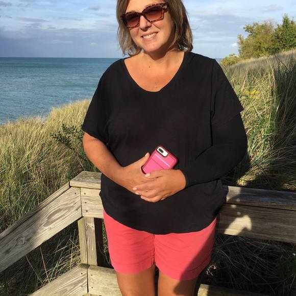 Profile Picture of Joanne Krivo ferrantella (@posh32266) on Poshmark
