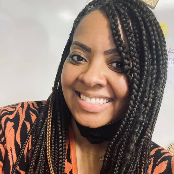 Profile Picture of Latasha Piper-prichett (@mslpiper) on Poshmark