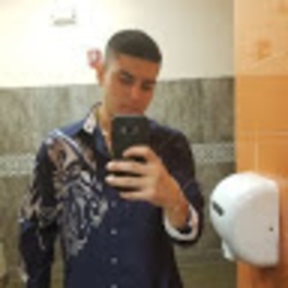 Profile Picture of Ronald Gutierrez (@russovslob) on Poshmark