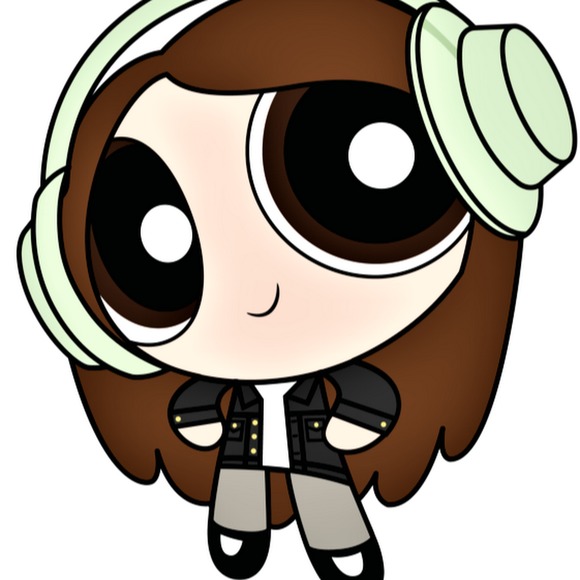 Profile Picture of Alexa Abbey (@alexa_abbey) on Poshmark