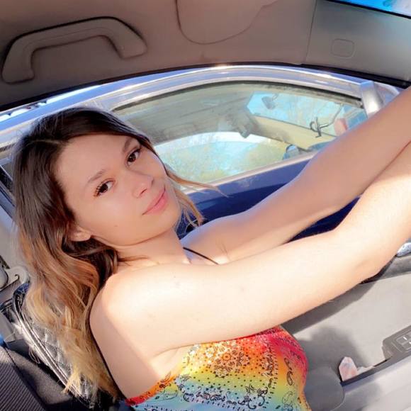 Profile Picture of Michaelay Fishwick (@michaelayf) on Poshmark