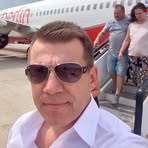 Profile Picture of Charles Leon (@Charles-Leon) on Facebook