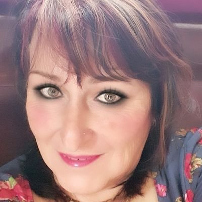 Profile Picture of Celeste Murrayon Twitter