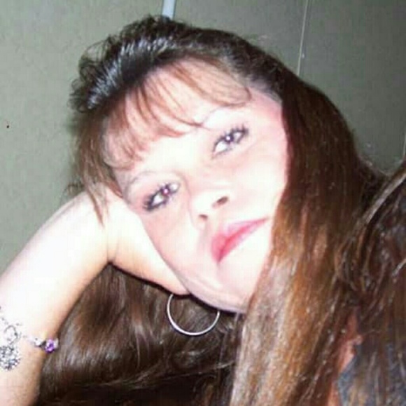 Profile Picture of Donna Arneson (@snoopy1965) on Poshmark