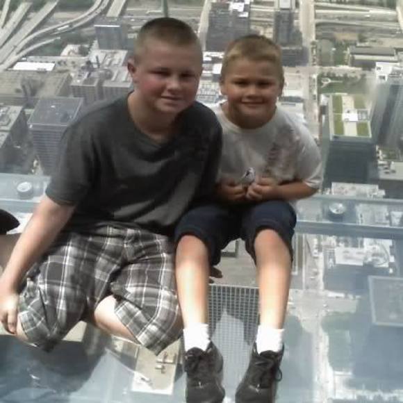 Profile Picture of Drayden Bretzman (@draydenbretzman) on Poshmark