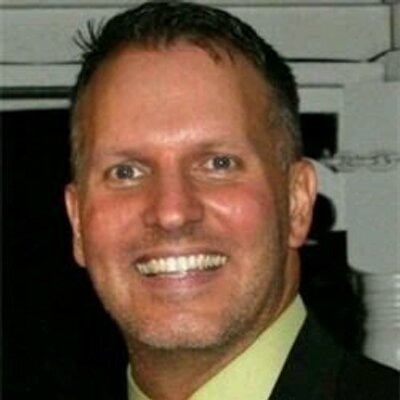 Profile Picture of Rev. Tom Orange (@its_me_tommy) on Twitter