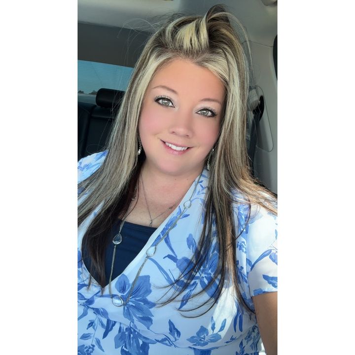 Profile Picture of amandajn78 (@amandab1107) on Tiktok