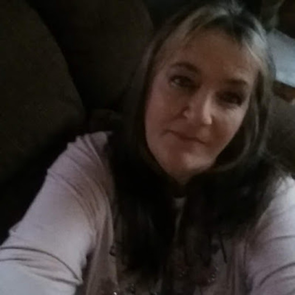Profile Picture of Katherine Keith (@katherinekei730) on Poshmark