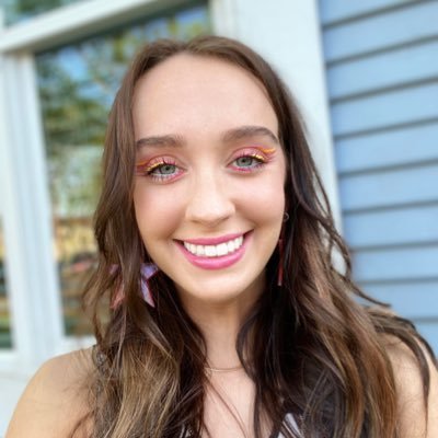 Profile Picture of Halie Ricchi (@haliericchi) on Twitter