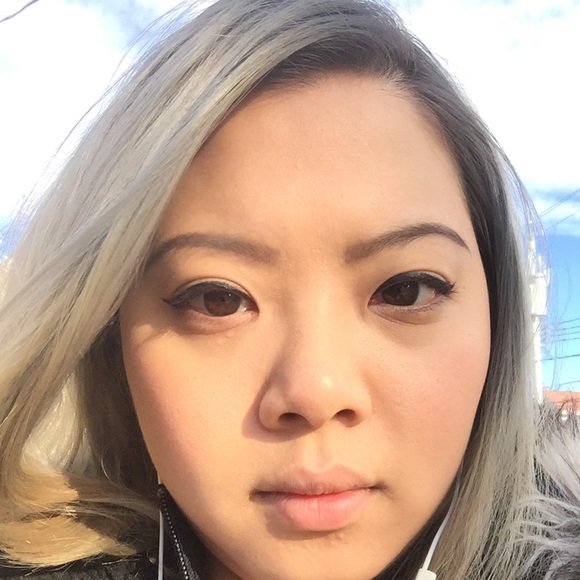 Profile Picture of Jenny Eng (@boss_jenny) on Poshmark