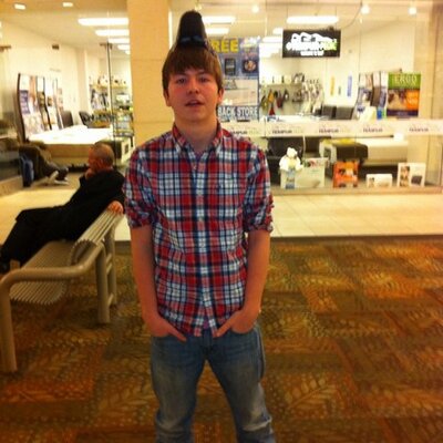 Profile Picture of Josh Shartzer (@joshshartzerr) on Twitter