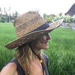 Profile Photo of Beth James (@bethjamesyoga) on Instagram