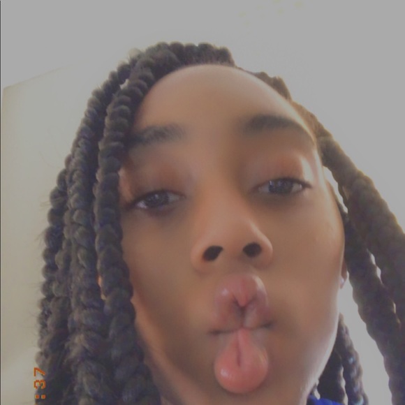 Profile Picture of Capreece Long (@capreeceyane) on Poshmark