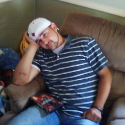 Profile Picture of Justin Pruit (@GetOffMe79) on Twitter