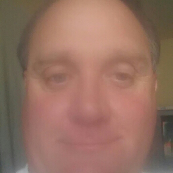 Profile Picture of Ben Roach (@benroach) on Poshmark