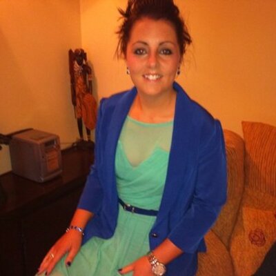 Profile Picture of Danielle Roche (@danielleroche) on Twitter