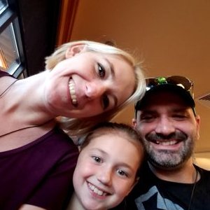 Profile Picture of Jeremy Logsdon (@JLOGS22) on Twitter