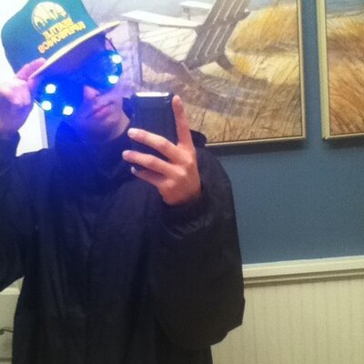 Profile Picture of Travis Rucker (@thunder_stik) on Twitter