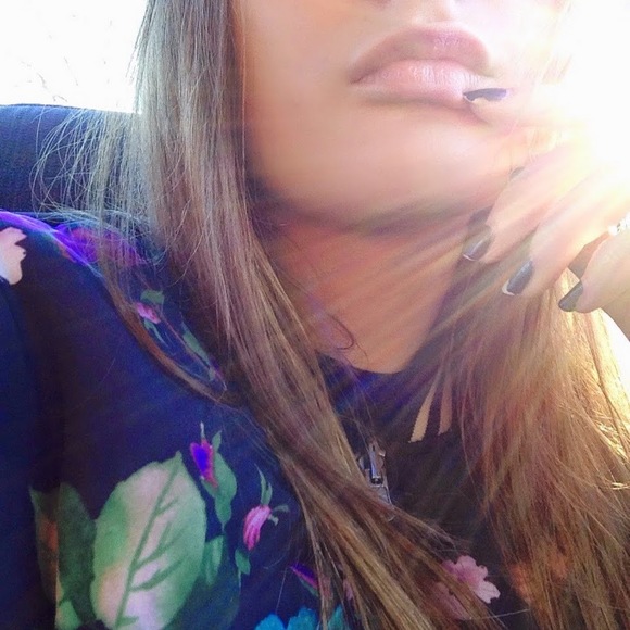 Ashlynn Rae - Poshmark Profile Picture of Ashlynn Rae (@ashlynnraebae) on Poshmark