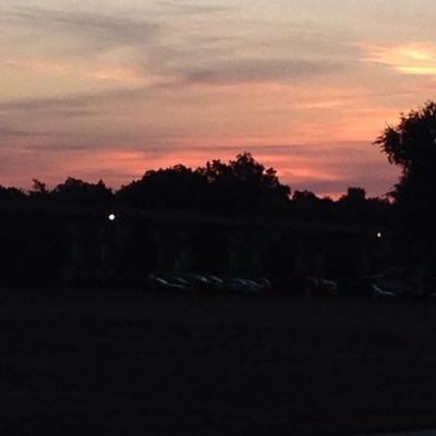 Profile Picture of Stephanie Hudspeth (@shuds1055) on Twitter