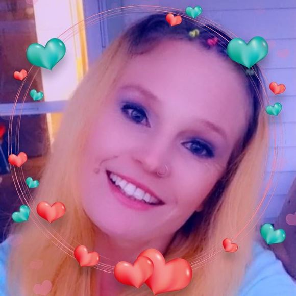 Profile Picture of Casey Haney-flowers (@casey82713) on Poshmark