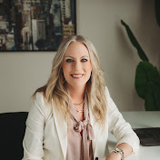 Profile Picture of Jennifer Smock (@Jennifersmock) on Youtube