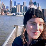 Profile Picture of Halle McClain (@hallenotbarry) on Instagram