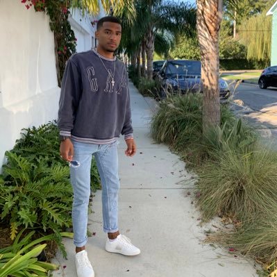 Profile Picture of Andy (@__andrewL) on Twitter